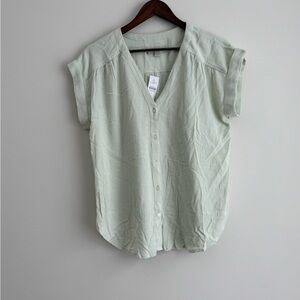 Ann Taylor LOFT Mint Green Short Sleeve Top – Size Small